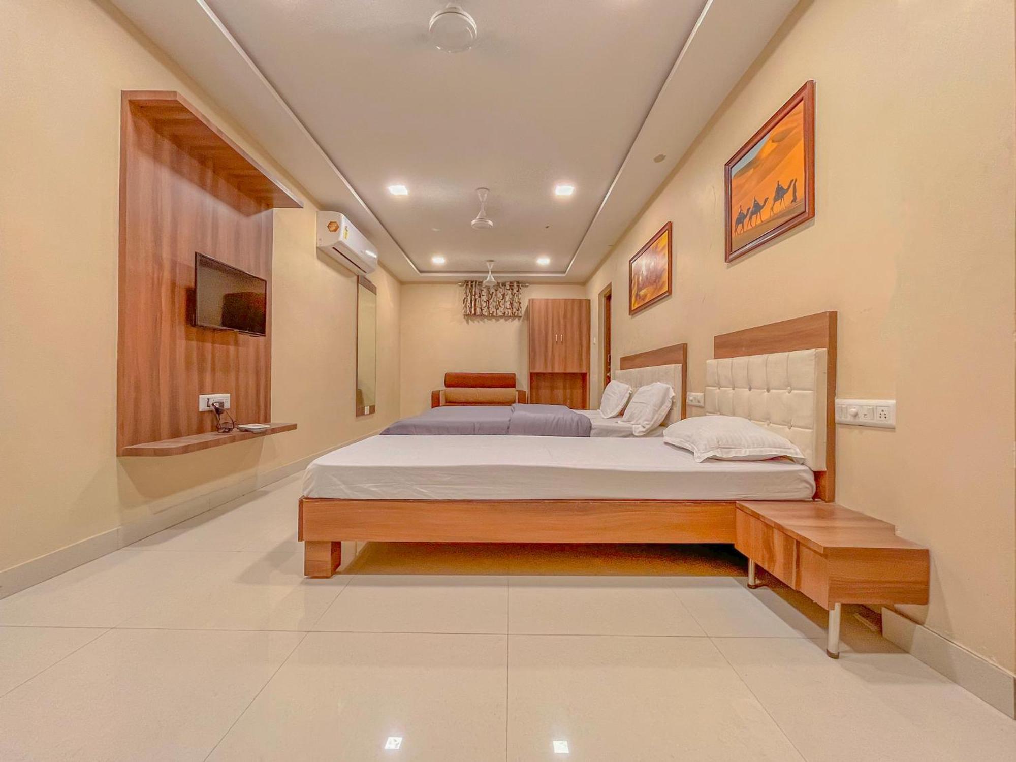 Stayguru Park View Residency Bhuj Zewnętrze zdjęcie