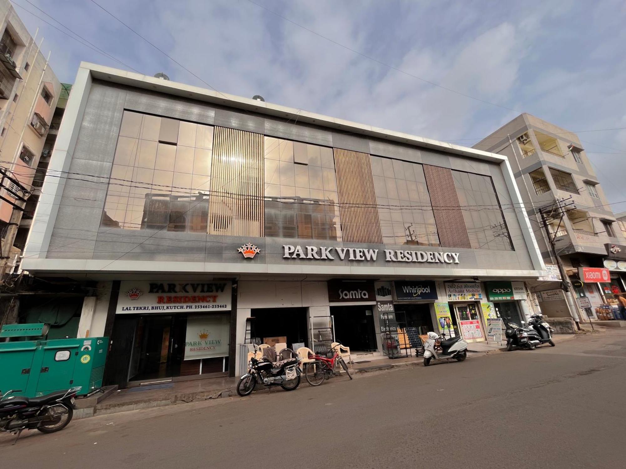 Stayguru Park View Residency Bhuj Zewnętrze zdjęcie