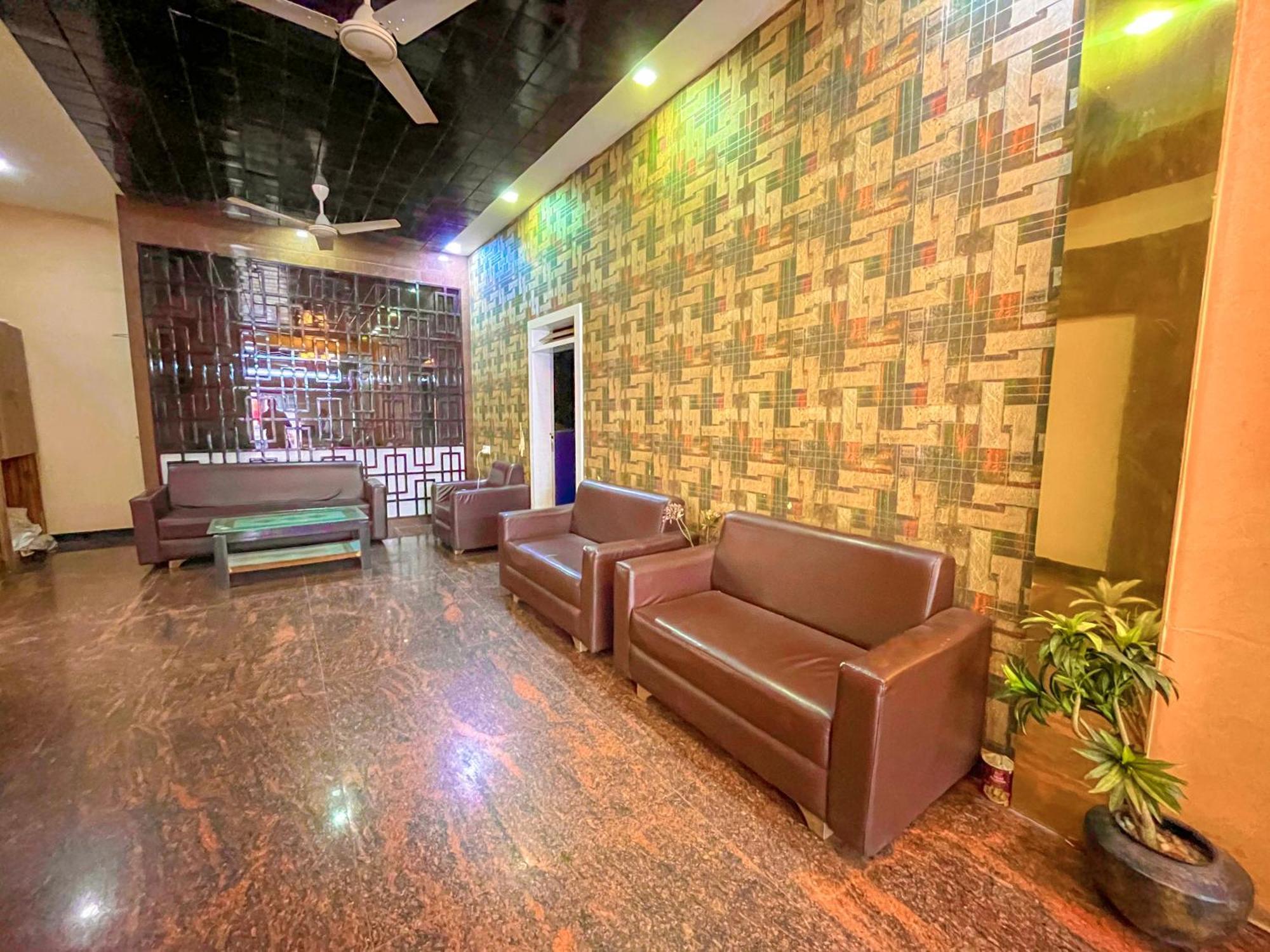 Stayguru Park View Residency Bhuj Zewnętrze zdjęcie